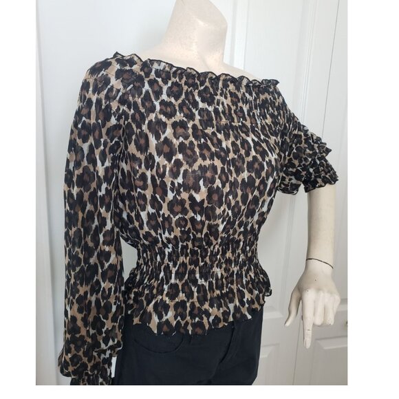 Ruffle Retro Style Blouse animal print puff sleeve top off shoulder medium - Picture 1 of 9